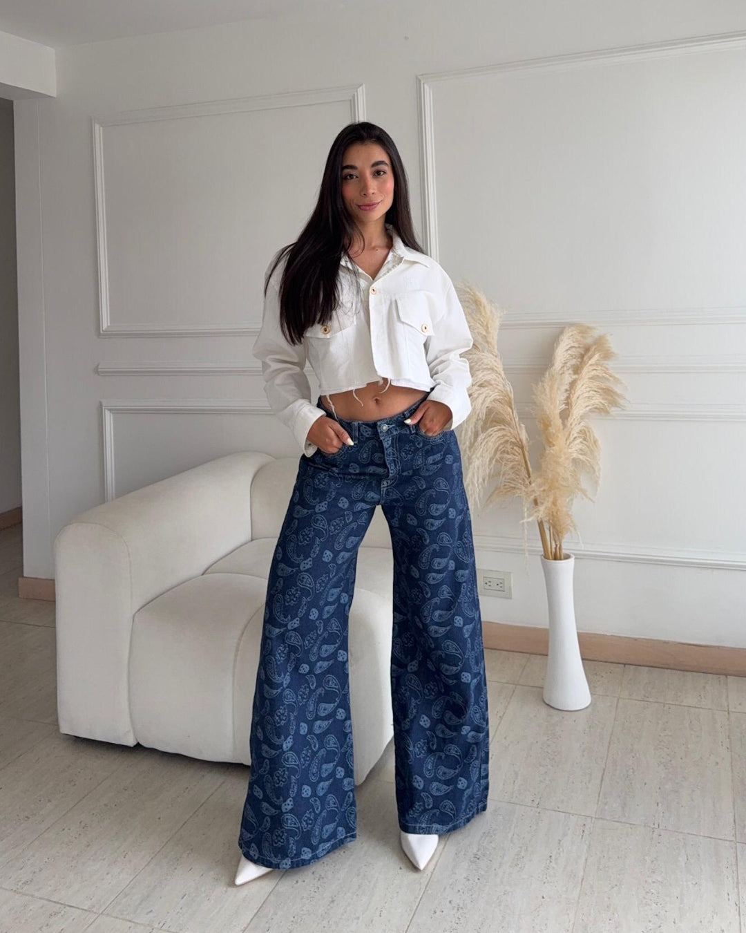 Bohemian - Jean Azul Oscuro Con Detalles De Figuras