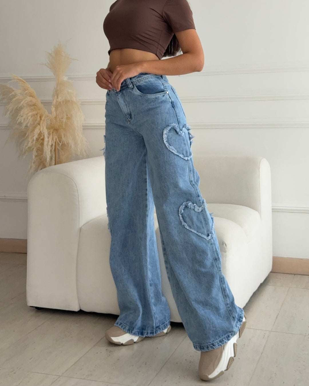 Amoré - Corazones y bota ancha