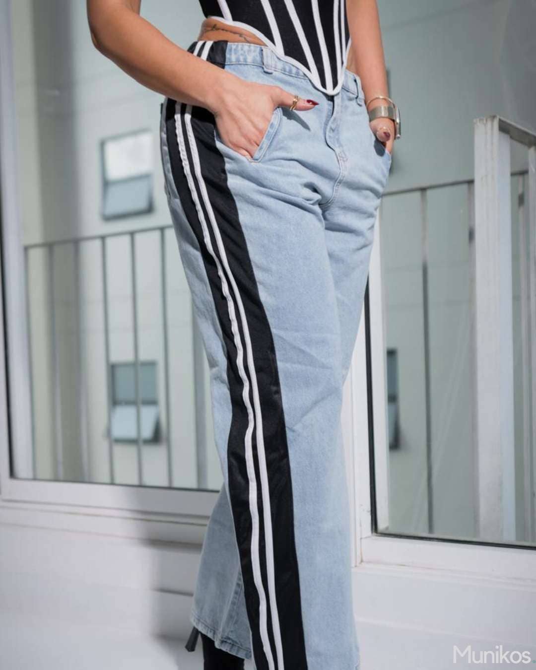 NUEVO Jean DuLine® - Diseño Único con Detalle Líneas Laterales