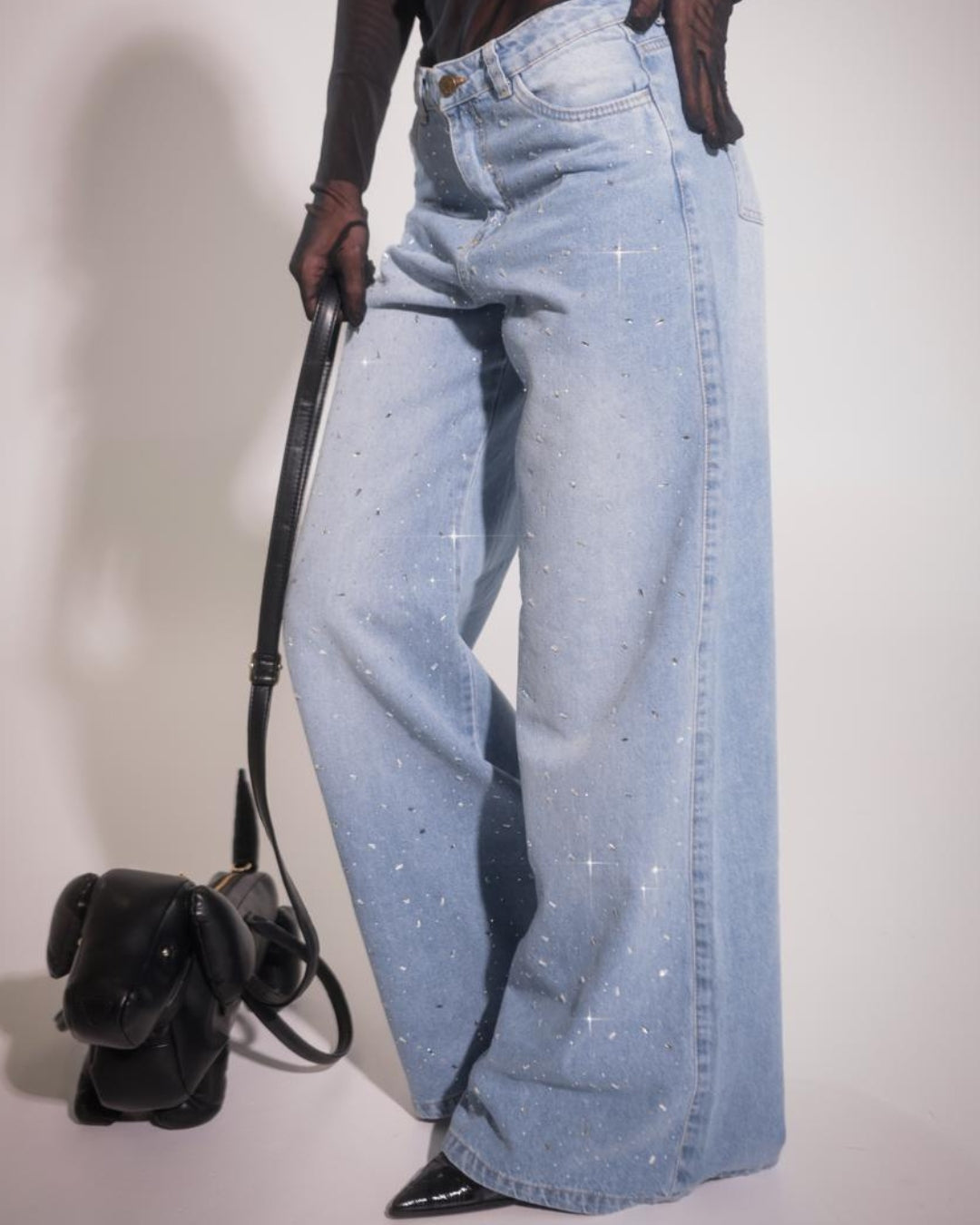 Glow Blue Jean – Destellos y Bota Ancha
