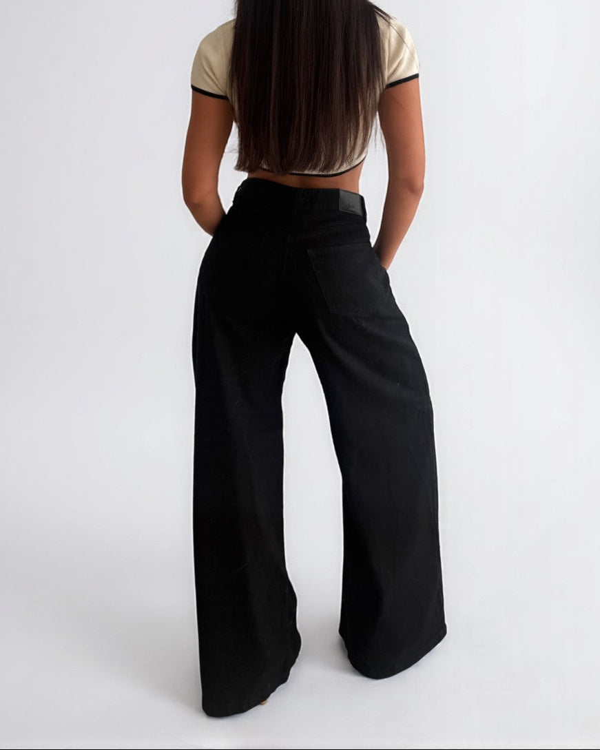 Jean Essenzia- Bota ancha negro