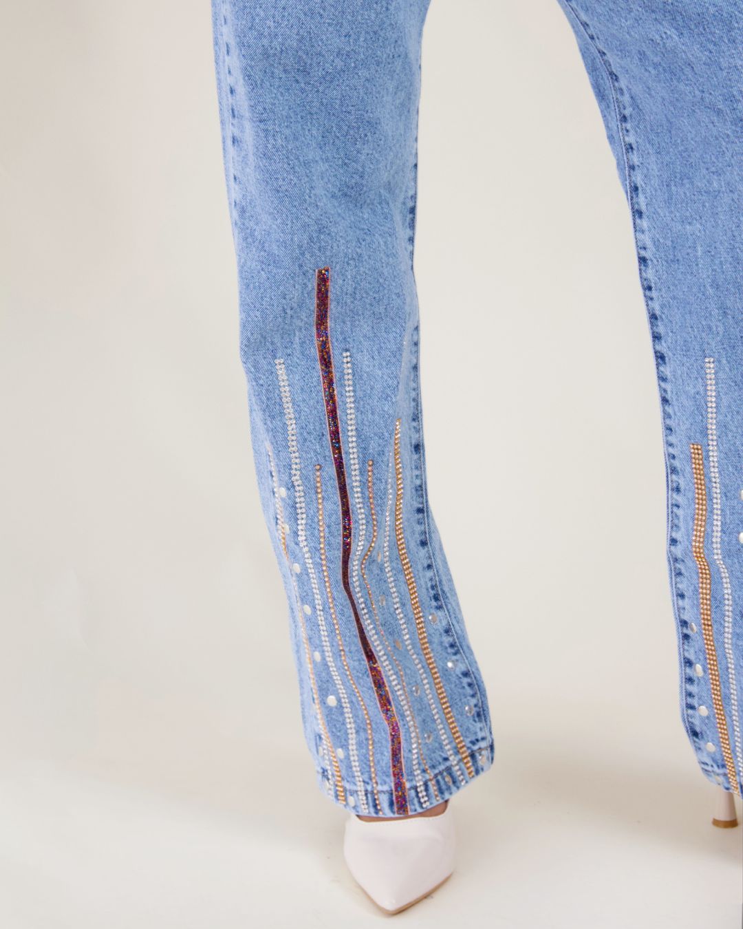 Glow Up – Bota recta y brillo sutil