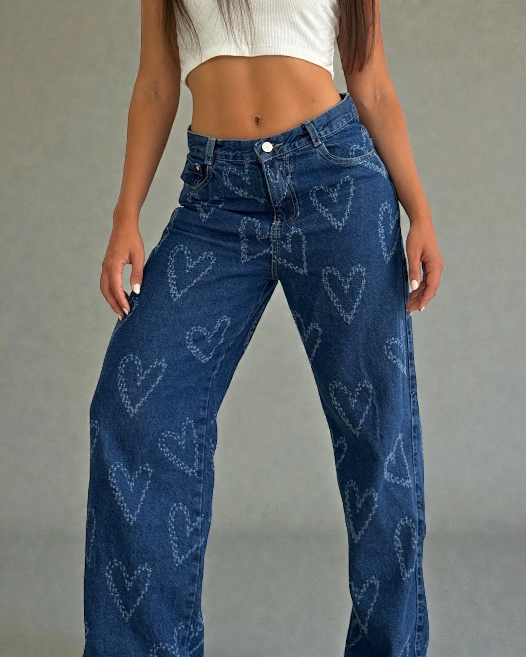 LUV- Denim azul con detalle de corazones