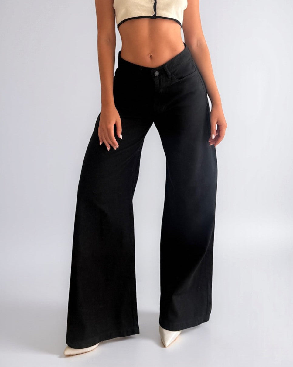 Jean Essenzia- Bota ancha negro