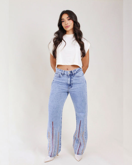 Glow Up – Bota recta y brillo sutil