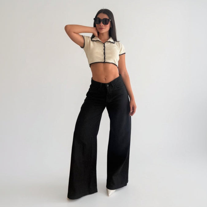 Jean Essenzia- Jean negro bota ancha