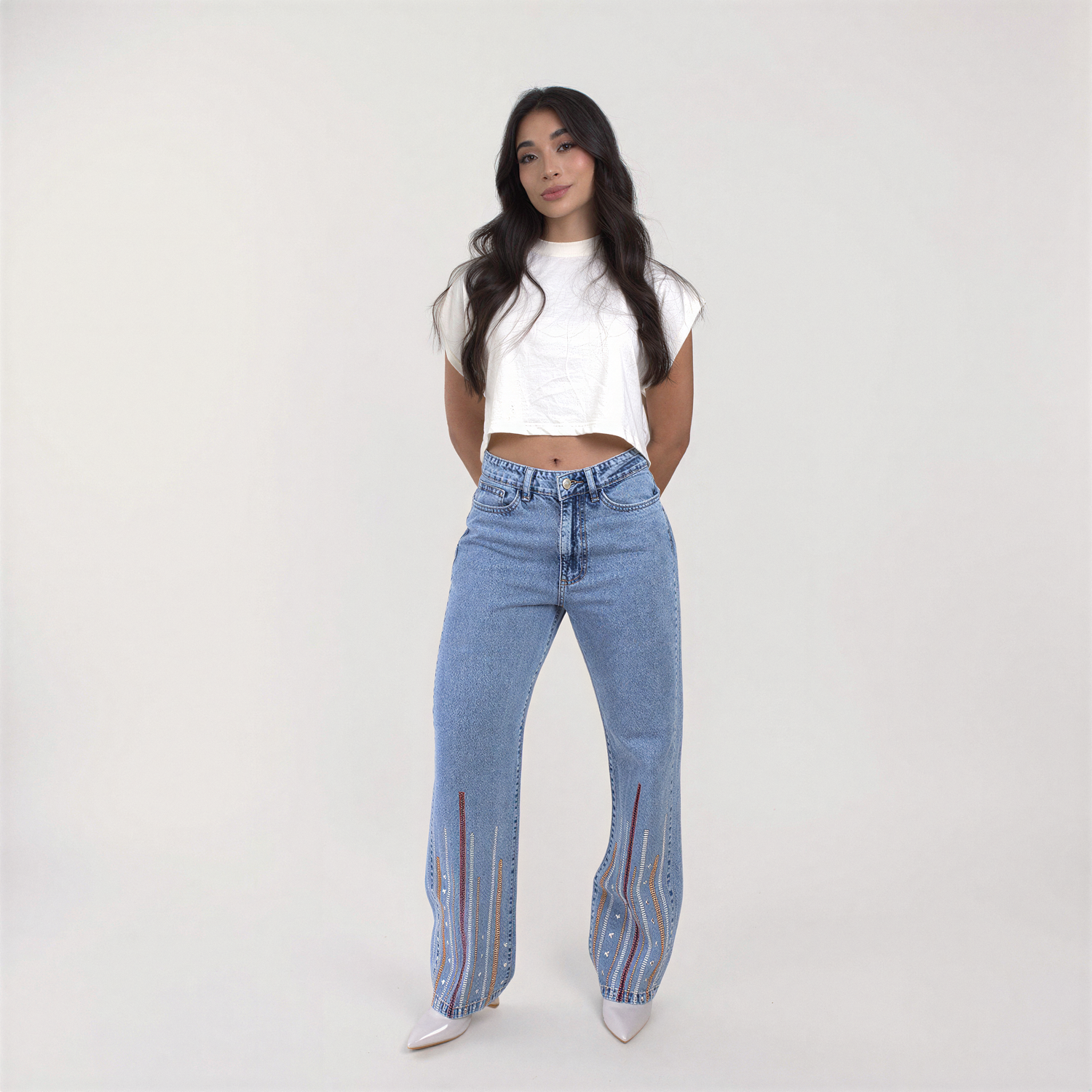 Glow Up – Bota recta y brillo sutil