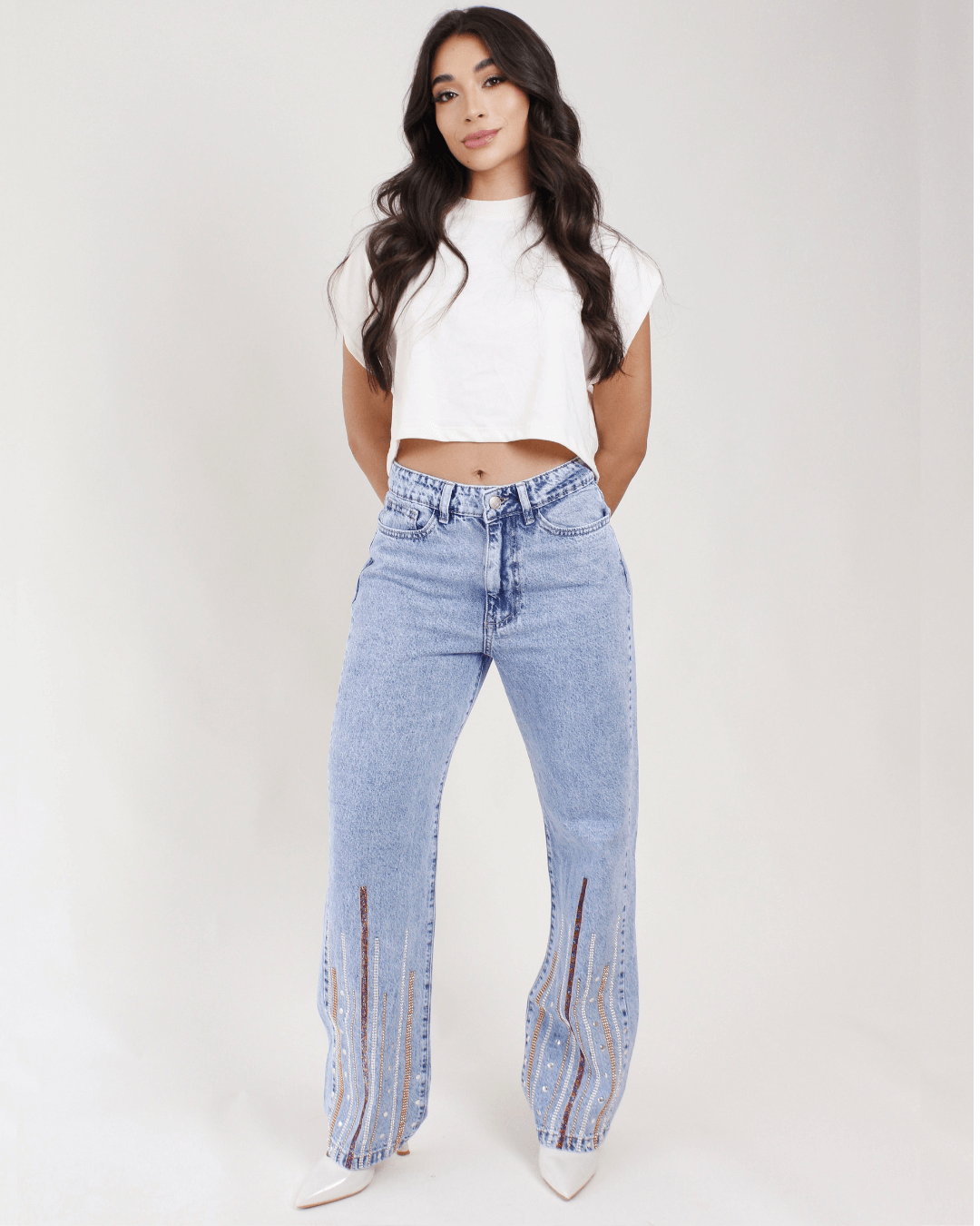 Glow Up – Bota recta y brillo sutil