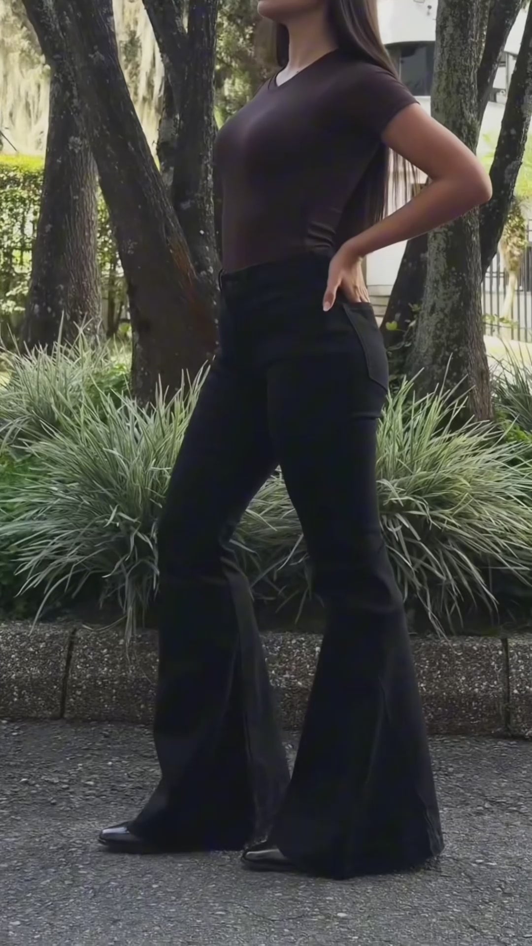Luma Black- Flare Tiro Alto y Bota Extra Ancha